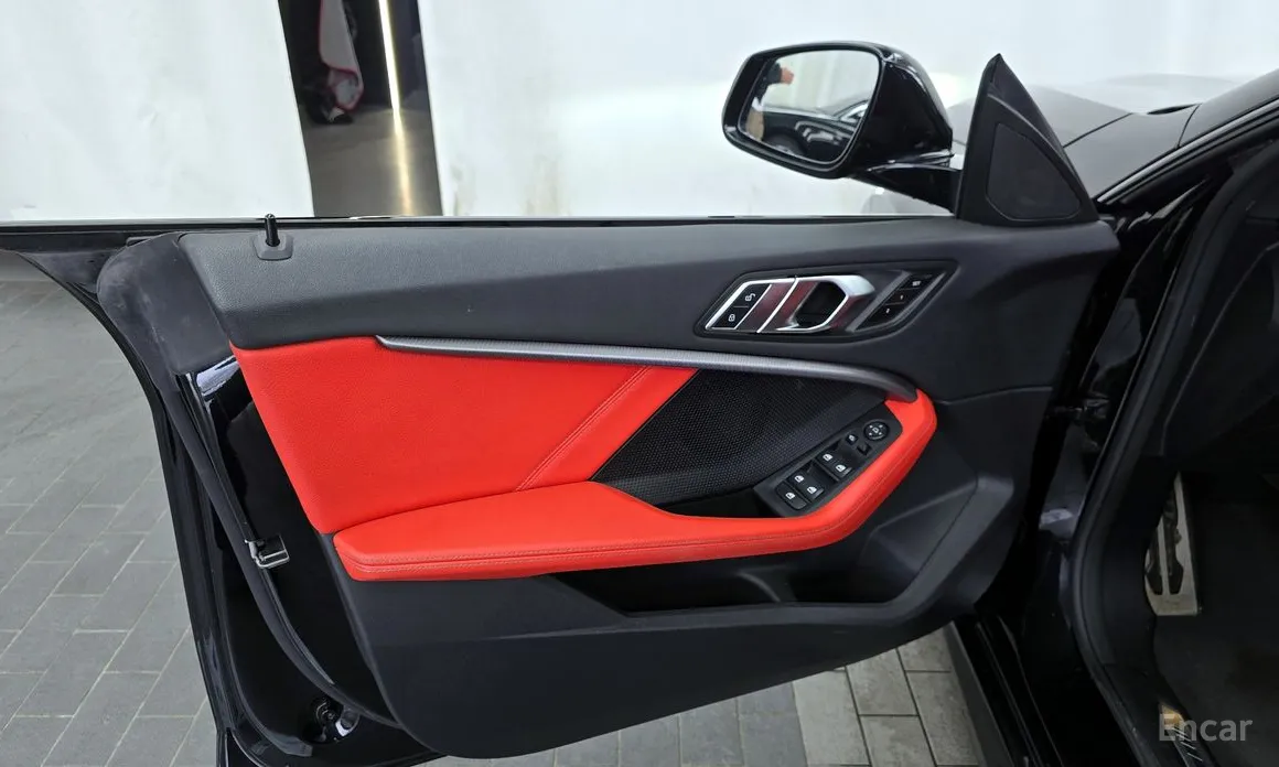 BMW 2 Series 2020 220i M Sports
