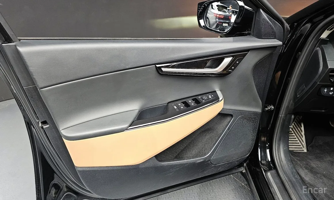 Фото 24 - Kia EV6