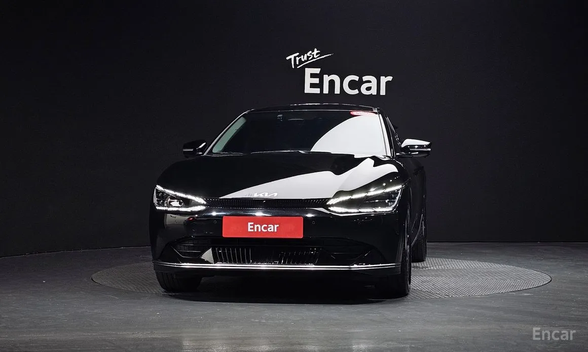 Фото 3 - Kia EV6