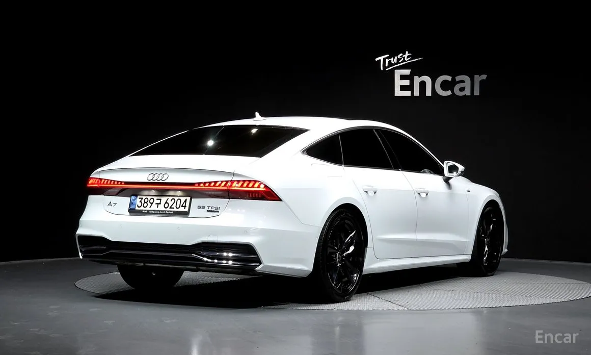 Фото 2 - Audi A7