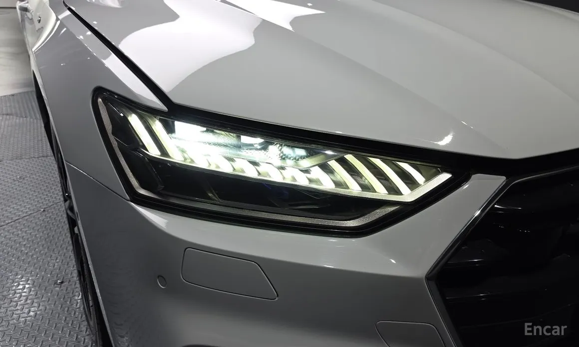 Фото 22 - Audi A7