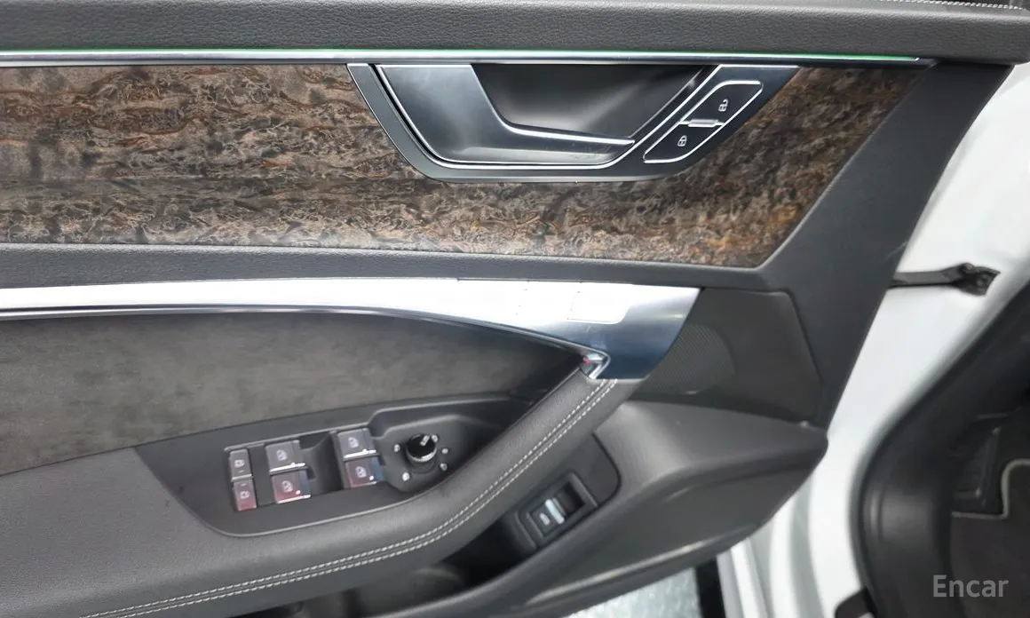 Фото 32 - Audi A7