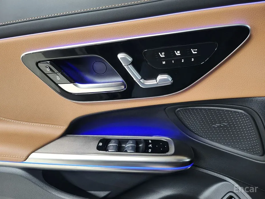 Mercedes-Benz CLE-Class 2024 CLE200 Cabriolet