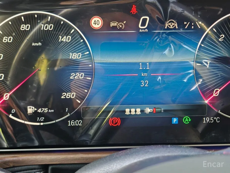 Mercedes-Benz G-Class 2024 G450d