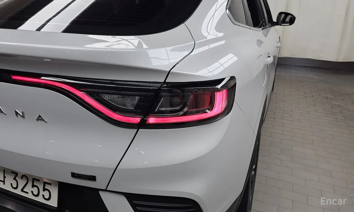 Renault Arkana 2024 1.6 E-TECH Iconic