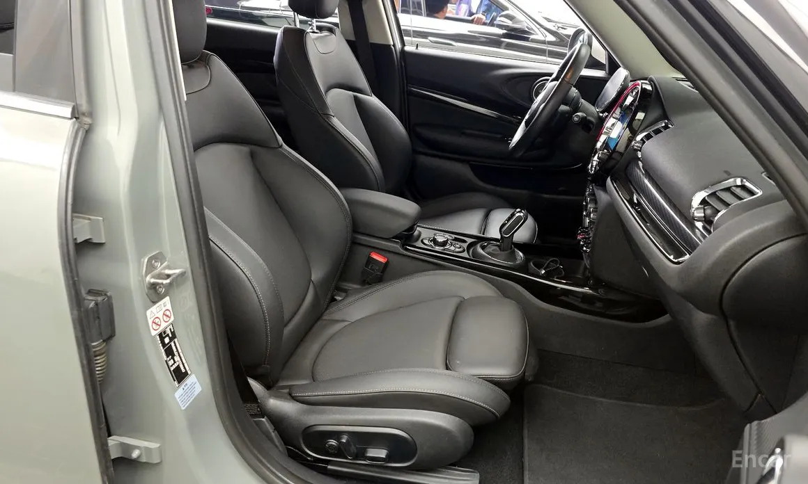 Photo 11 - Mini Clubman
