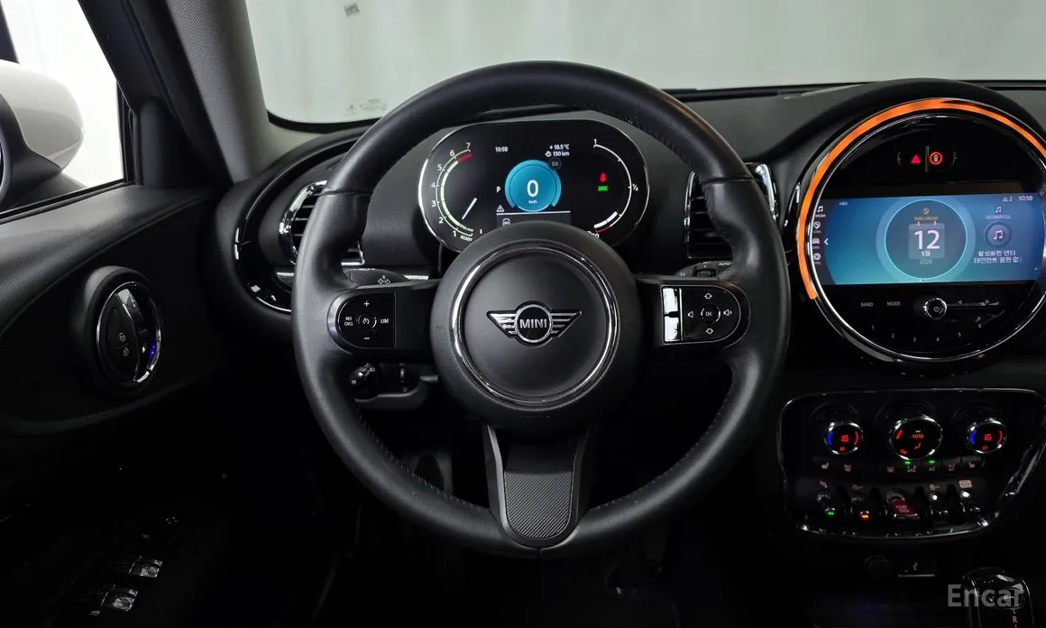 Photo 13 - Mini Clubman