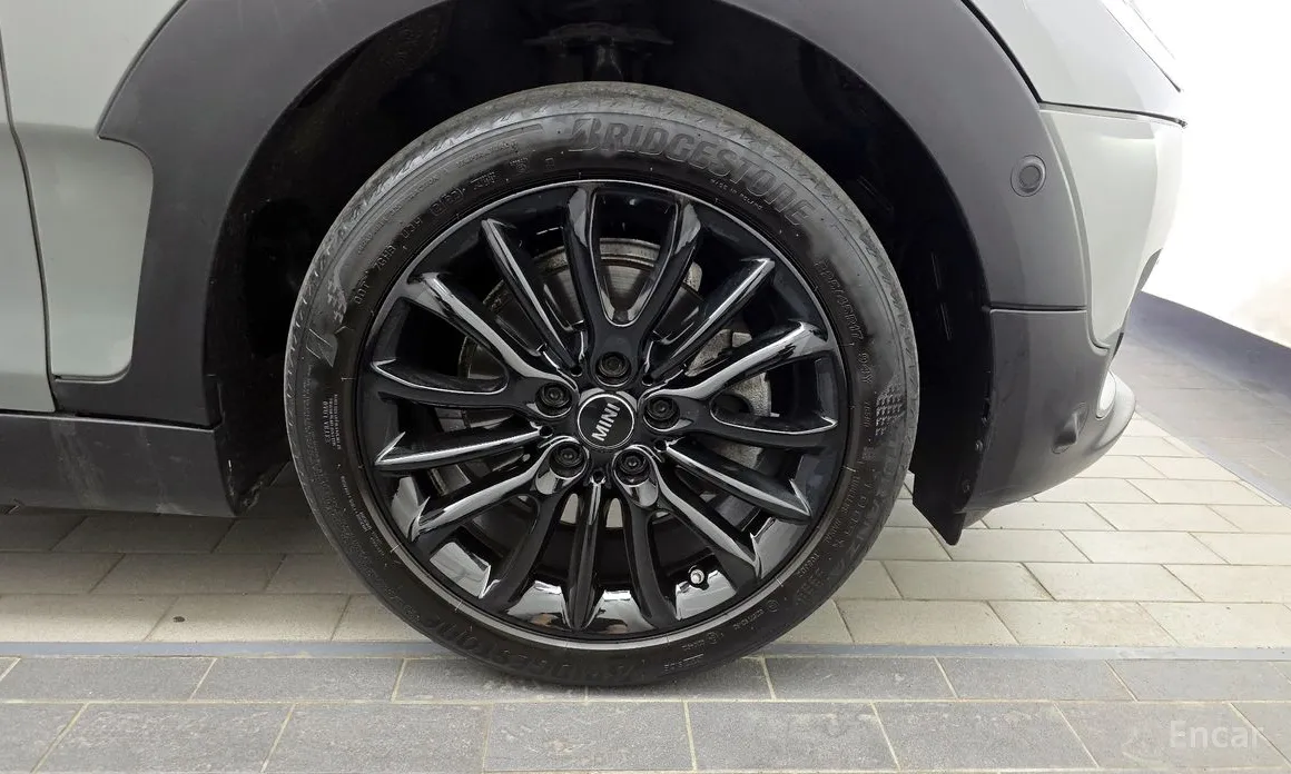 Photo 21 - Mini Clubman