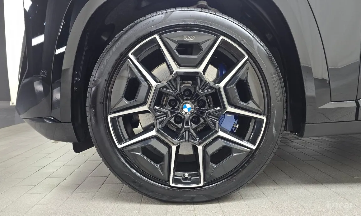 2023 BMW XM