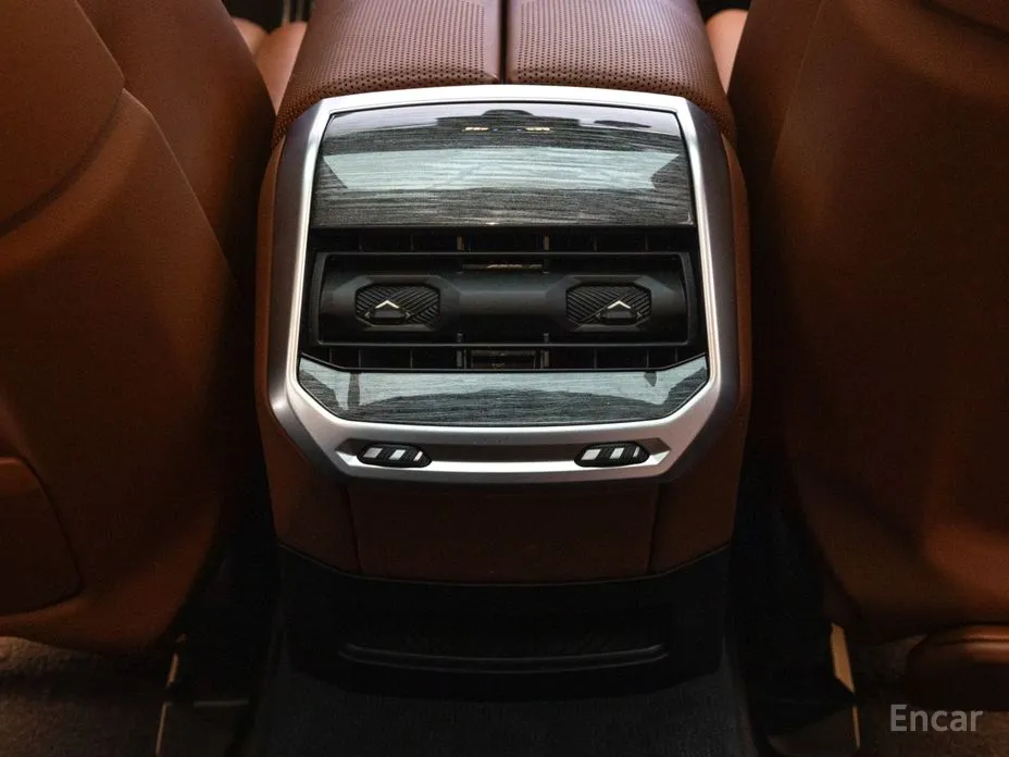 BMW i7 2022 xDrive 60 M sport