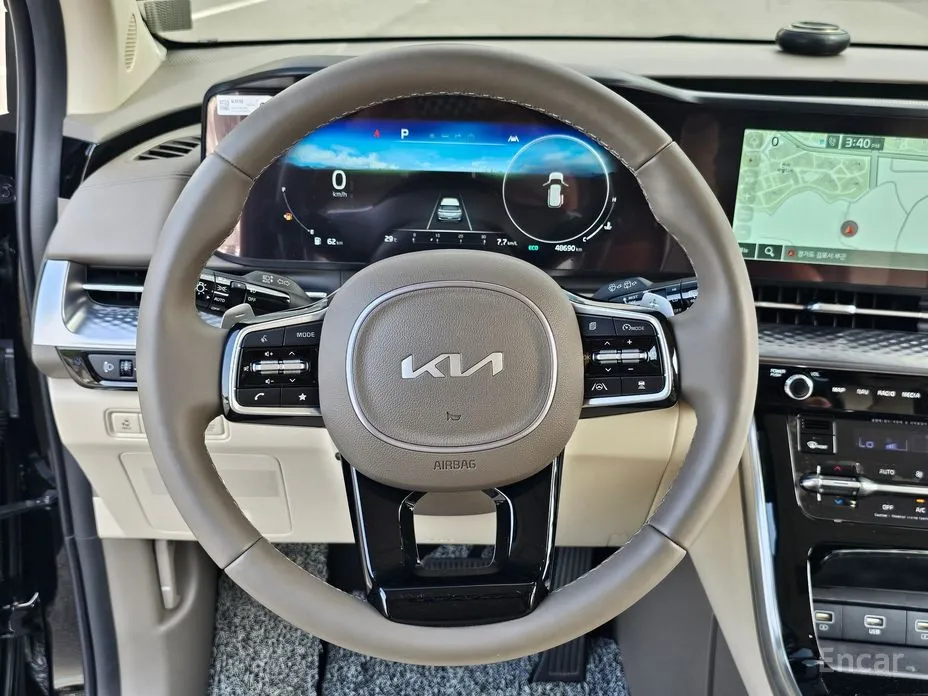 Фото 11 - Kia Carnival