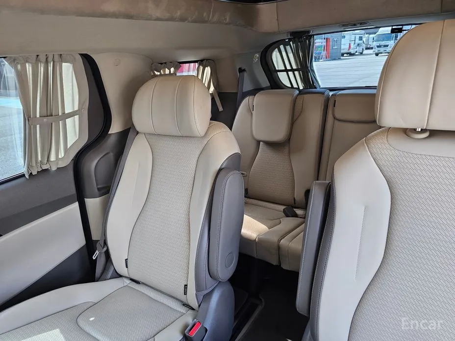 Фото 14 - Kia Carnival