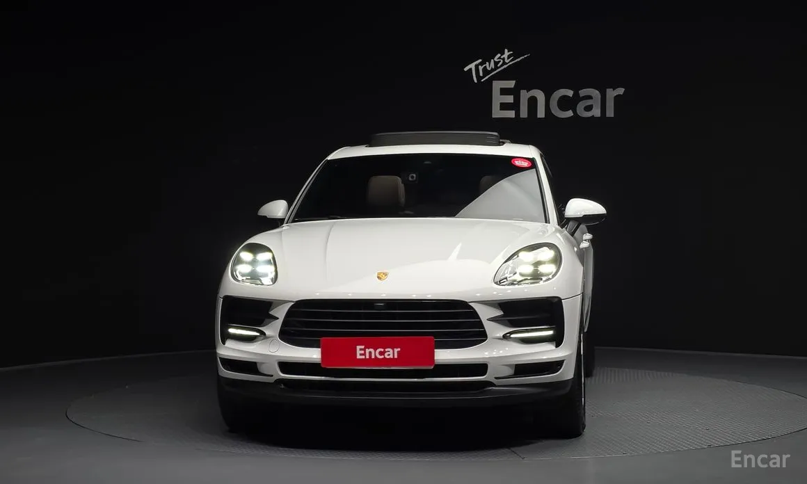 Фото 3 - Porsche Macan