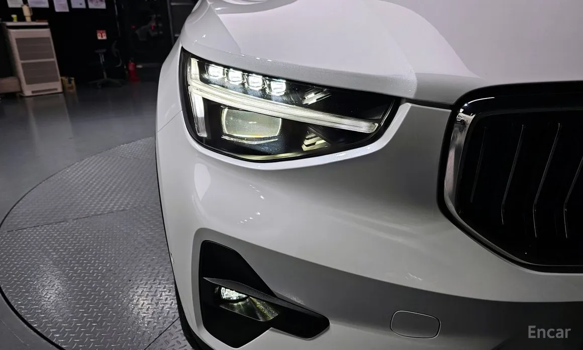 Volvo XC40 2018 B4 Ultra Bright