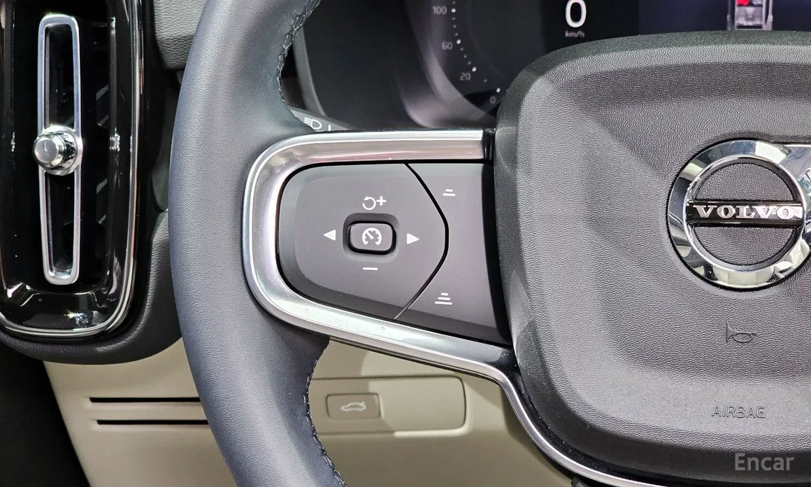 Volvo XC40 2018 B4 Ultra Bright