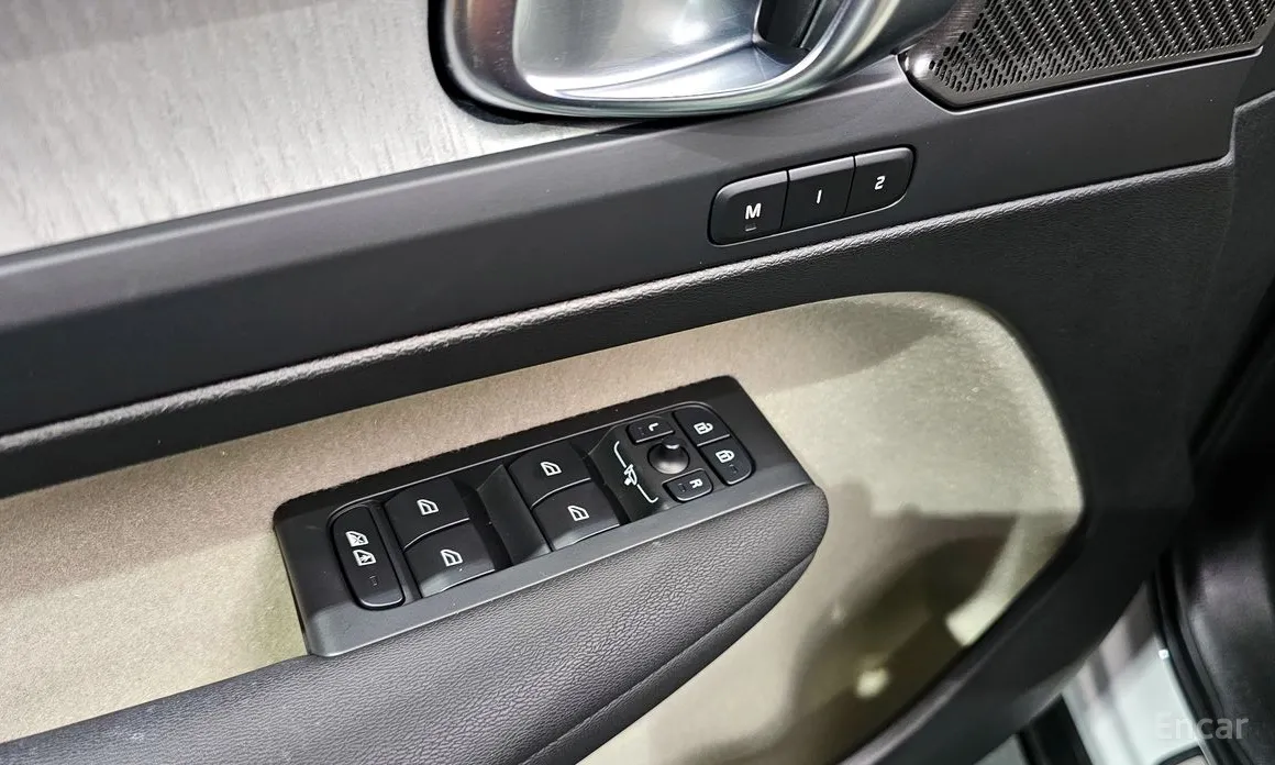 Volvo XC40 2018 B4 Ultra Bright