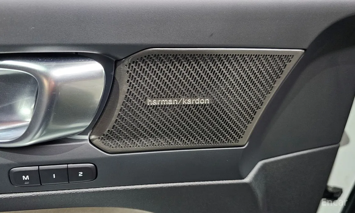 Volvo XC40 2018 B4 Ultra Bright