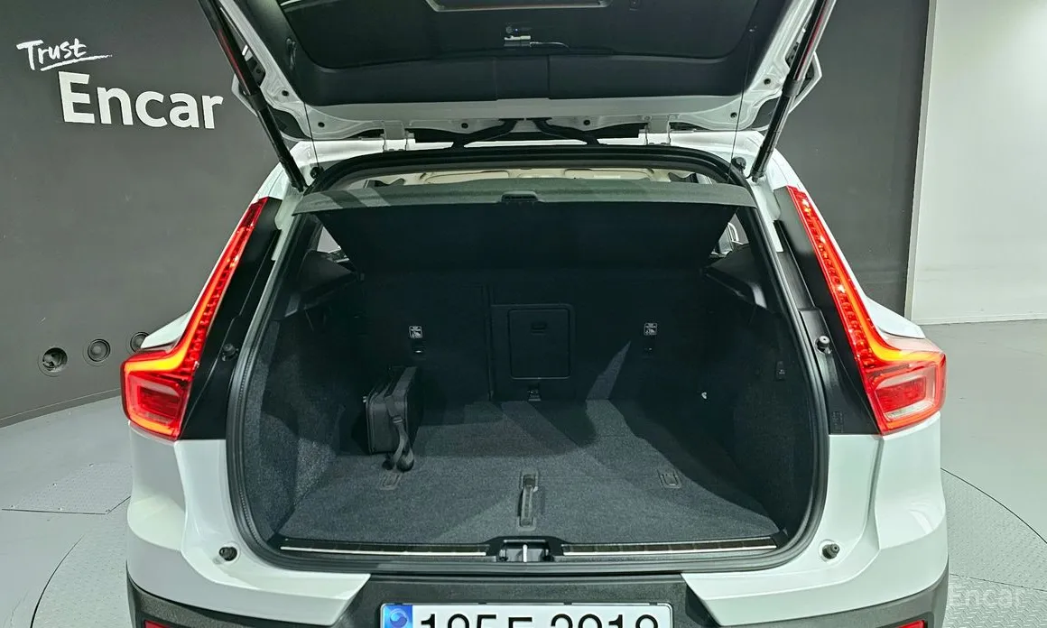 Volvo XC40 2018 B4 Ultra Bright