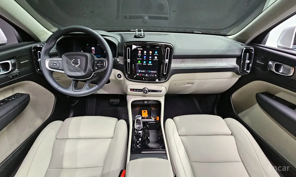 Volvo XC40 2018 B4 Ultra Bright