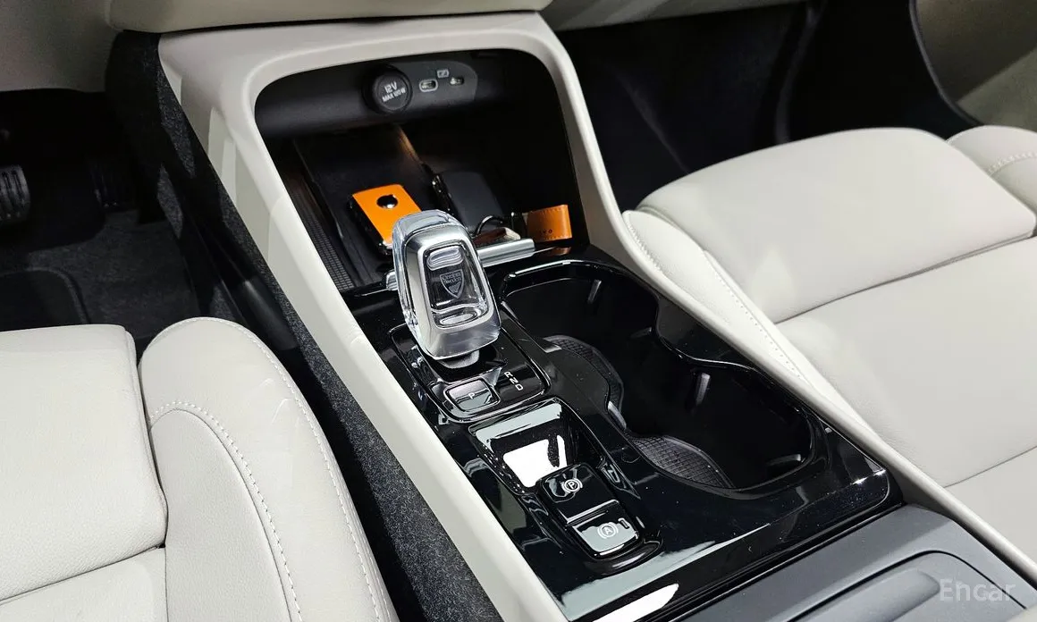 Volvo XC40 2018 B4 Ultra Bright