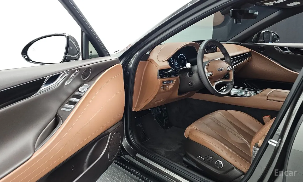 Фото 11 - Genesis G80