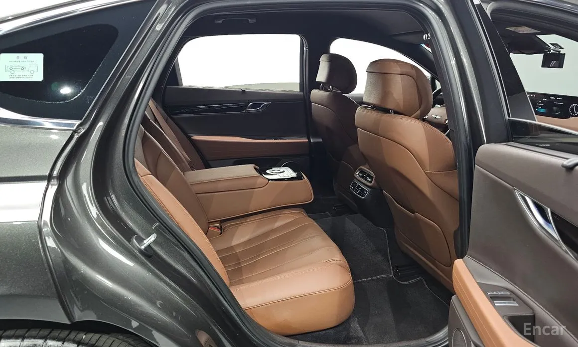 Фото 26 - Genesis G80