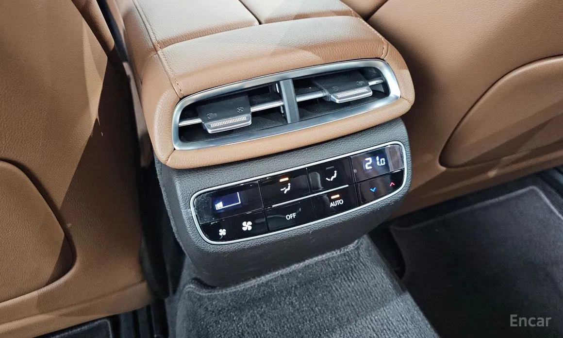 Фото 31 - Genesis G80