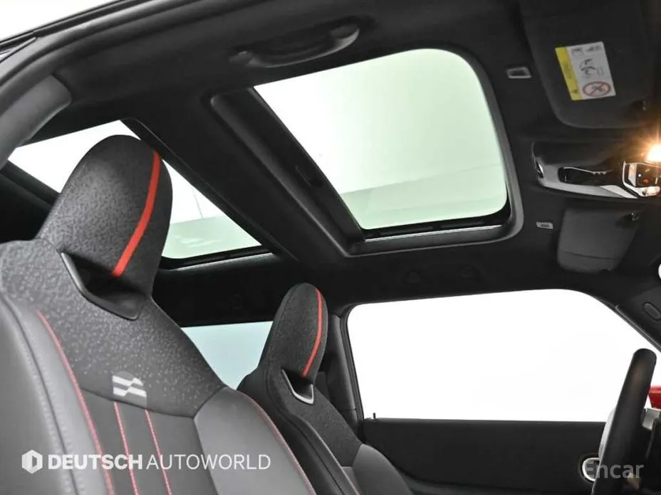 Mini Cooper 2024 JCW
