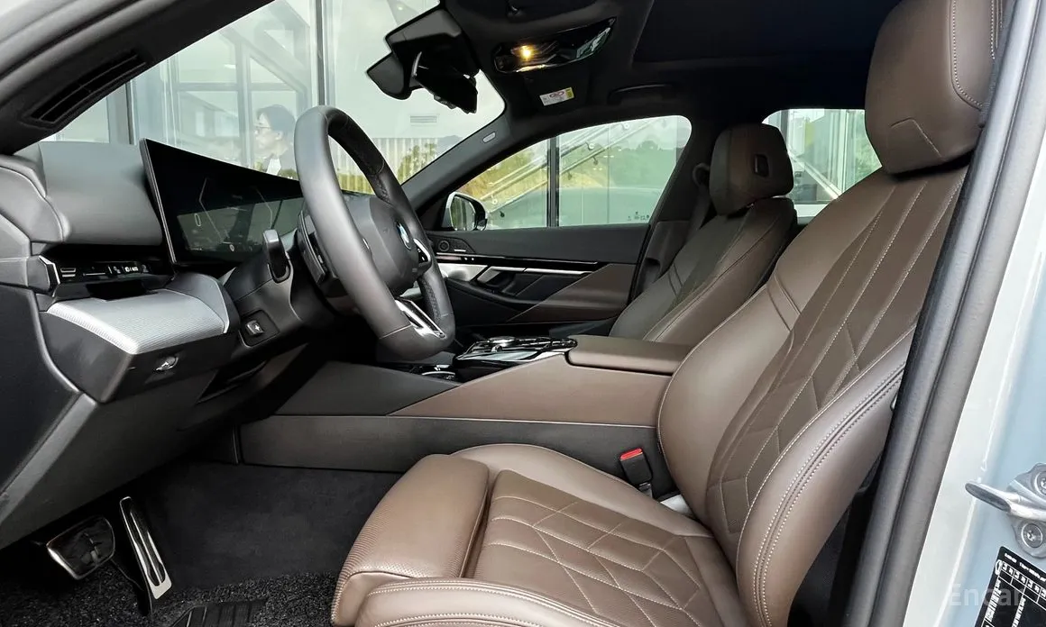 Фото 10 - BMW 5 Series