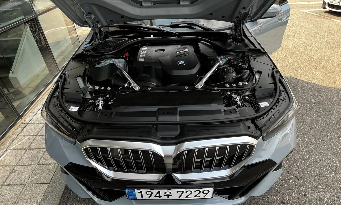 Фото 6 - BMW 5 Series