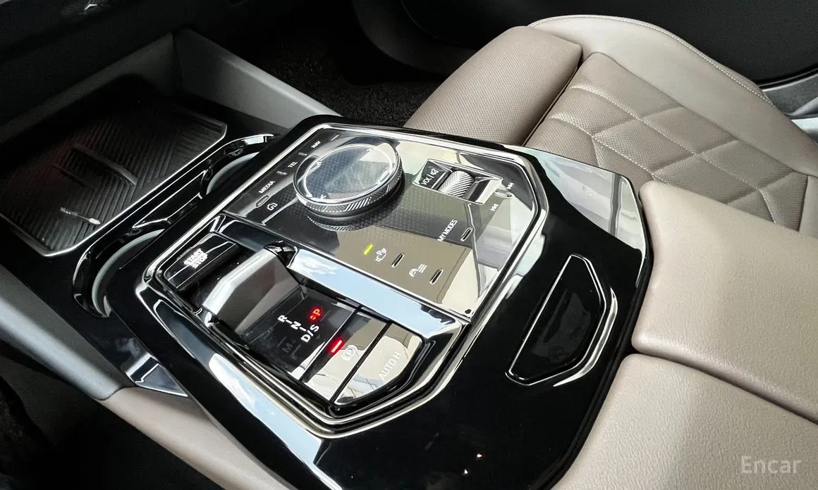 Фото 9 - BMW 5 Series