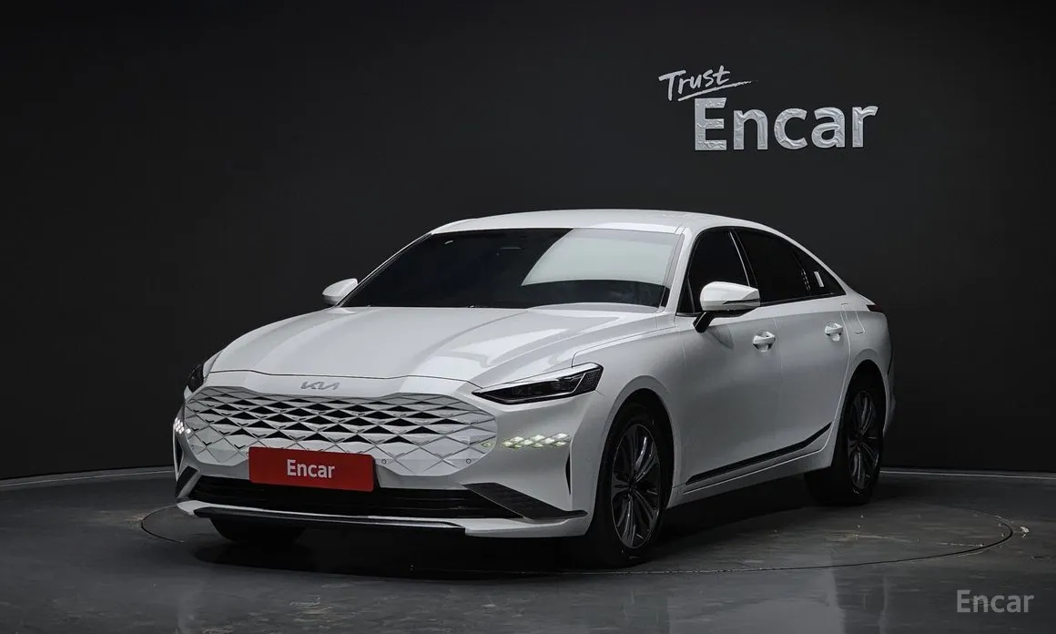 Zdjęcie 1 - Kia K8