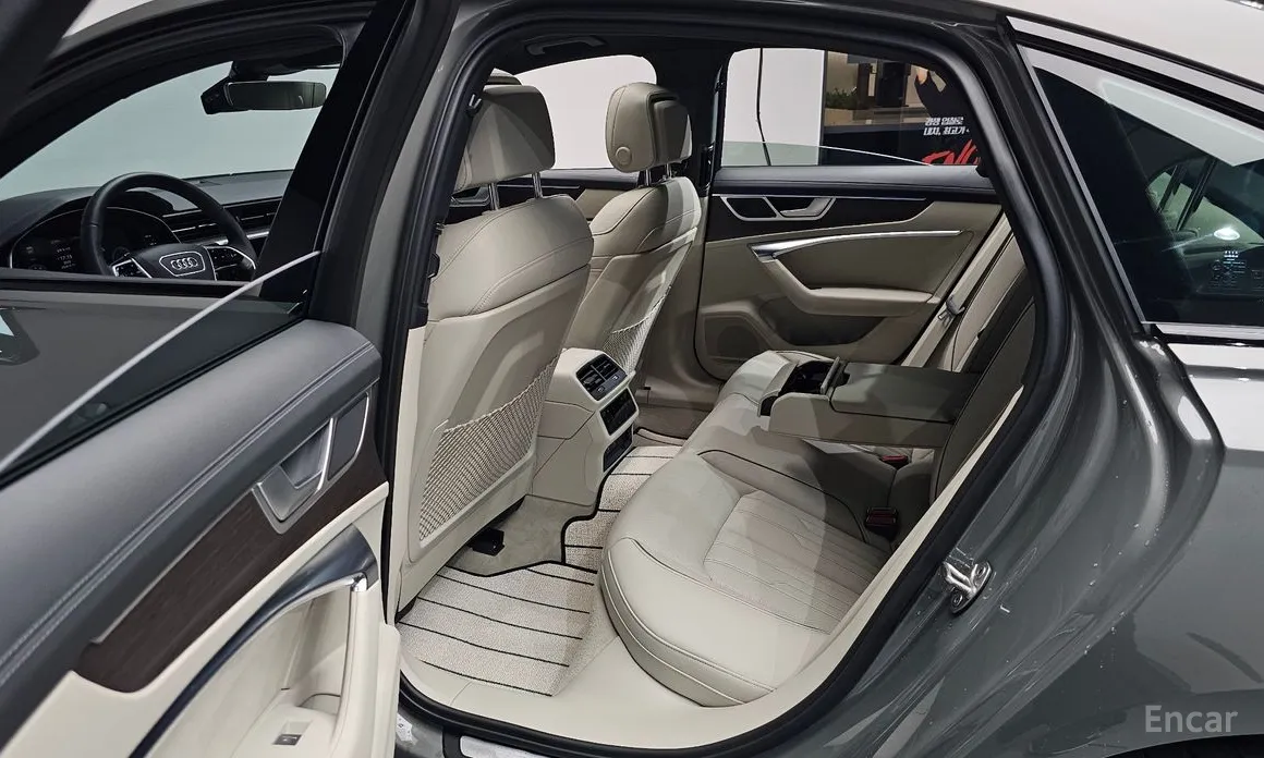 Audi A6 2019 45 TFSI Quattro Premium