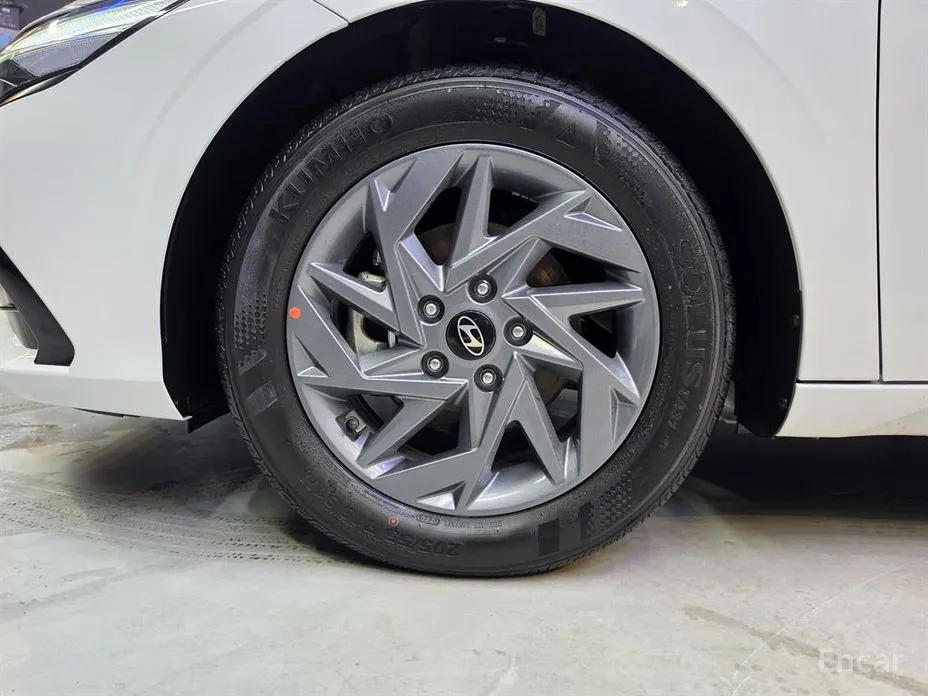Hyundai Avante 2023 1.6