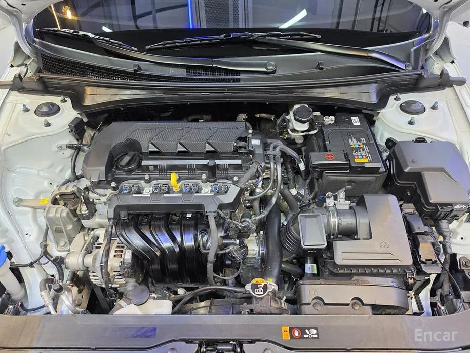 Hyundai Avante 2023 1.6