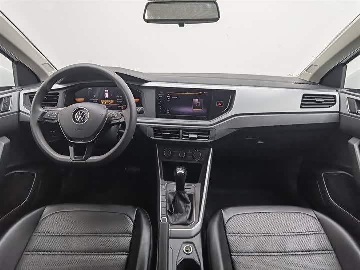 Photo 5 - Volkswagen Polo