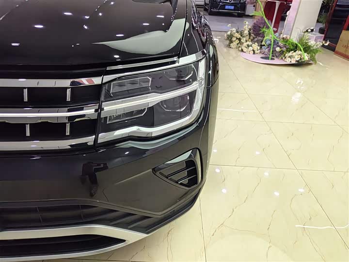 Фото 9 - Volkswagen Teramont Pro