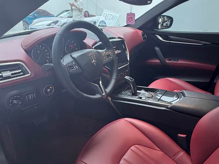 Maserati Ghibli 2021 2021款 2.0T 锋芒版
