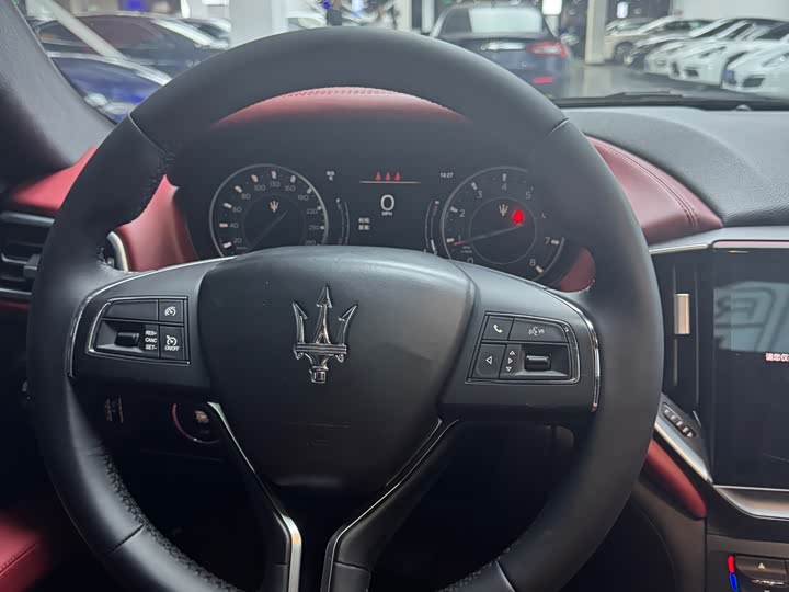 Maserati Ghibli 2021 2021款 2.0T 锋芒版