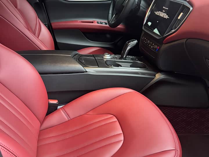 Maserati Ghibli 2021 2021款 2.0T 锋芒版