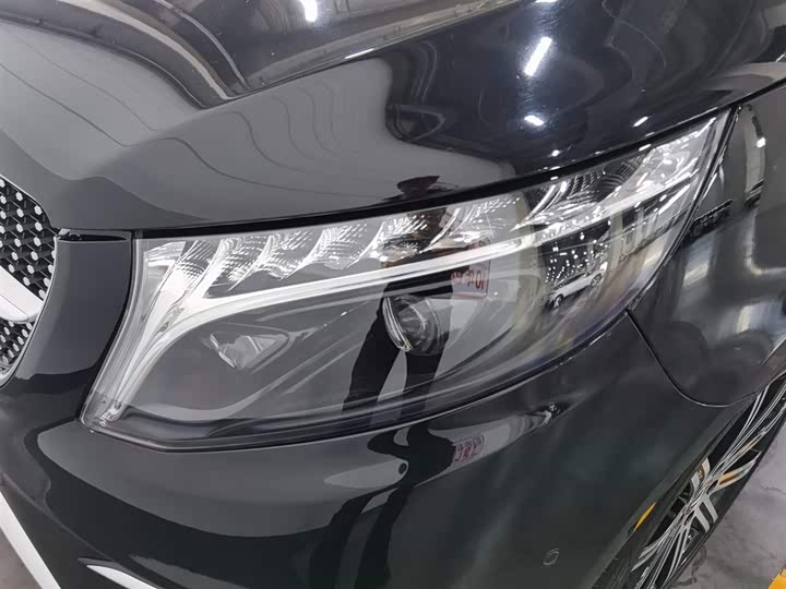 Mercedes-Benz V-Class 2022 2022款 V 260 L 长轴距豪华版