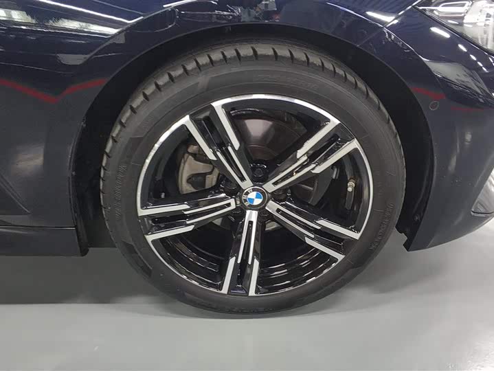 Zdjęcie 6 - BMW 3 Series