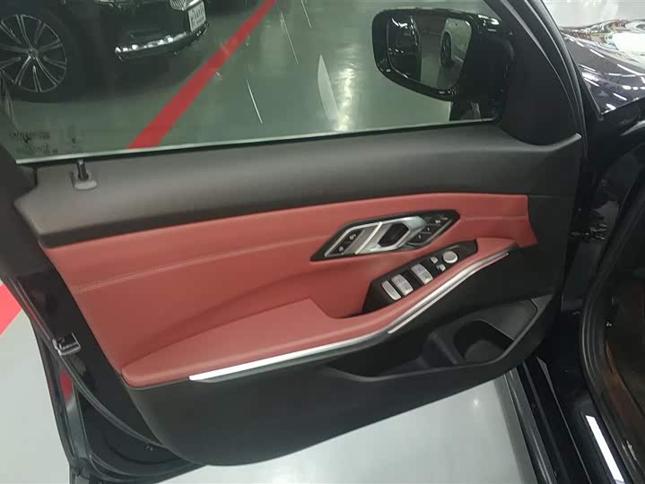 Zdjęcie 7 - BMW 3 Series