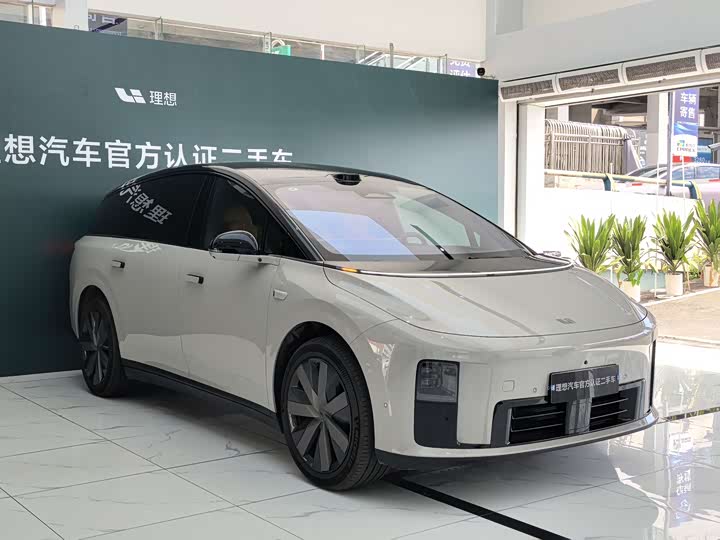 LiXiang i8 2025 2025款 标准版