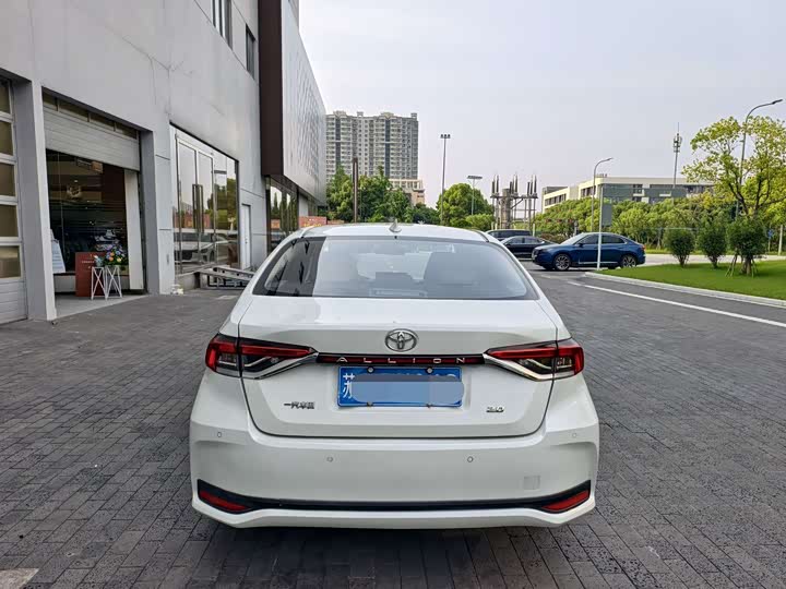 Фото 5 - Toyota Allion