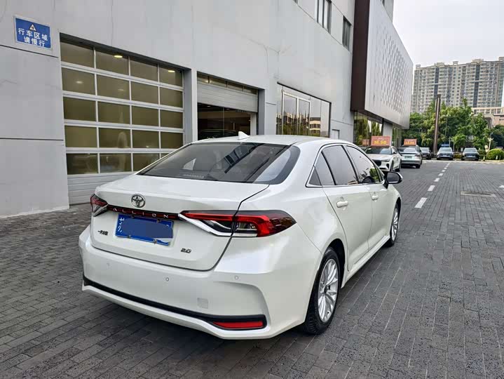 Фото 6 - Toyota Allion