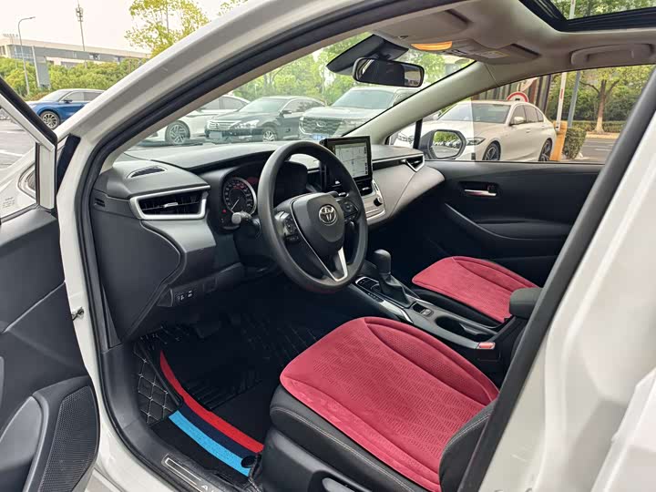 Фото 8 - Toyota Allion