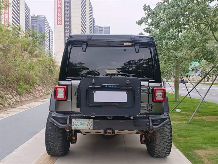Jeep Wrangler 2021 2021款 2.0T 罗宾汉四门版