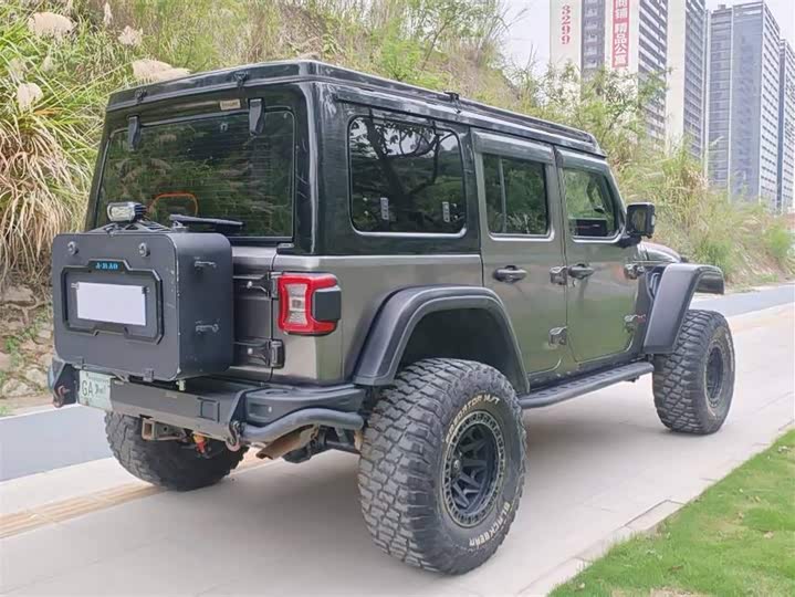 Jeep Wrangler 2021 2021款 2.0T 罗宾汉四门版