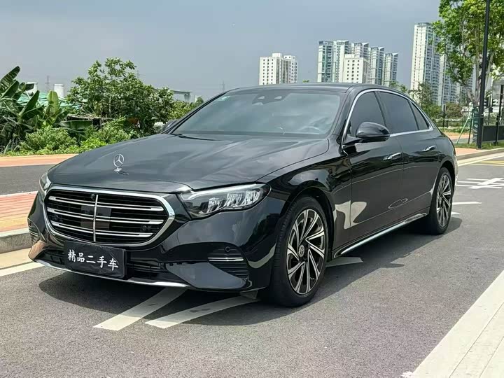 Mercedes-Benz E-Class 2026 2026款 改款 E 300 L 豪华型